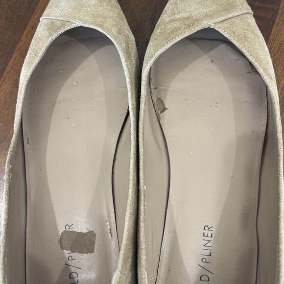 Donald J. Pliner Shimmering Gold Pointed Flats - Picture 7 of 12